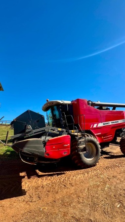 Colheitadeira Massey Ferguson MF 4690 ano 2018 - MF 4690 - Máquinas Agrícolas