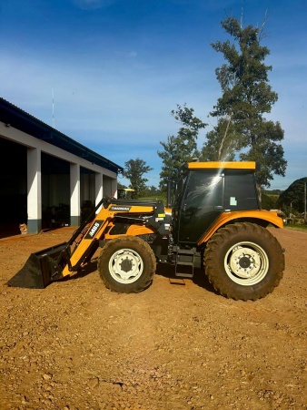 Trator Valtra A800R ano 2024 - A800R - Máquinas Agrícolas