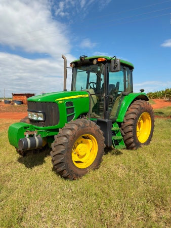 Trator John Deere 6115J ano 2022 - 6115J - Máquinas Agrícolas