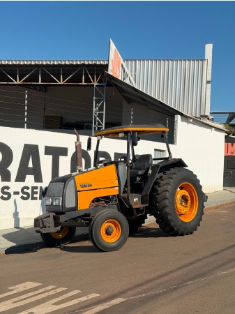 Trator Valtra BM85 ano 2004