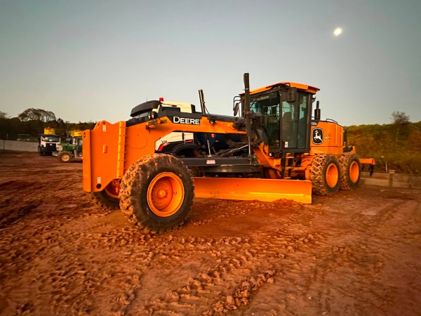 Motoniveladora John Deere 670G ano 2022 - 670G - Máquinas de Linha Amarela