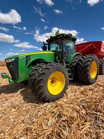 Trator John Deere 8370R ano 2017 - 8370R - Máquinas Agrícolas