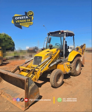 Retroescavadeira New Holland LB 90 ano 2012