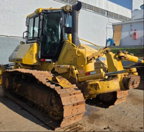 Trator de Esteira Komatsu D61EX-23M0 ano 2018