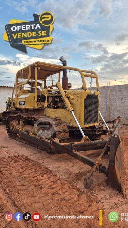 Trator de Esteira Caterpillar D6D ano 1984