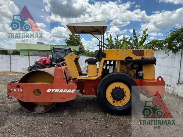 Rolo Compactador Dynapac CA15 ano 1998 - CA15 - Pavimentação e Infraestrutura