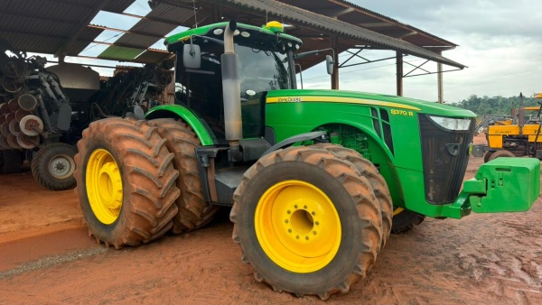 Trator John Deere 8370R ano 2021 - 8370R - Máquinas Agrícolas
