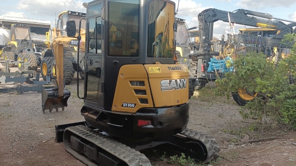 Mini Escavadeira SANY SY35 U ano 2023