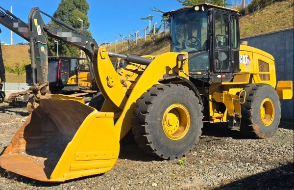 Pá Carregadeira Caterpillar 938K ano 2021 - 938K - Máquinas de Linha Amarela