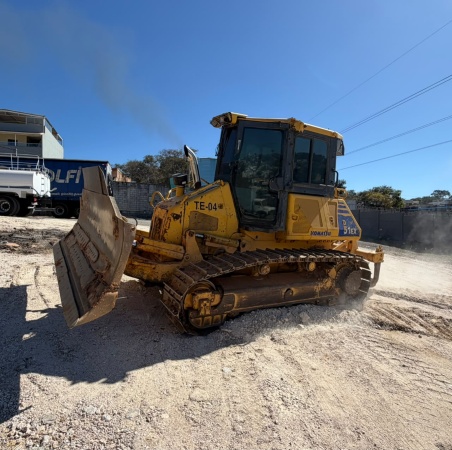 Trator de Esteira Komatsu D51-EX ano 2010
