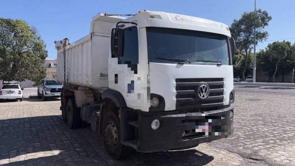 Caminhão Volkswagen 31320 ano 2011 - 31320 - Caminhões e Carretas