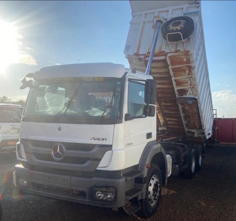Caminhão Mercedes Benz Axor 3131 ano 2022 - Axor 3131 - Caminhões e Carretas