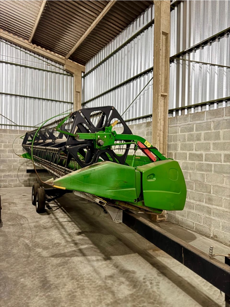 Plataforma John Deere 622F ano 2018