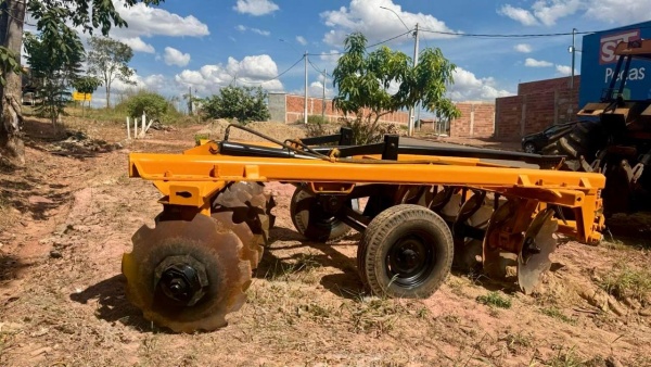 Grade Baldan Grade Aradora