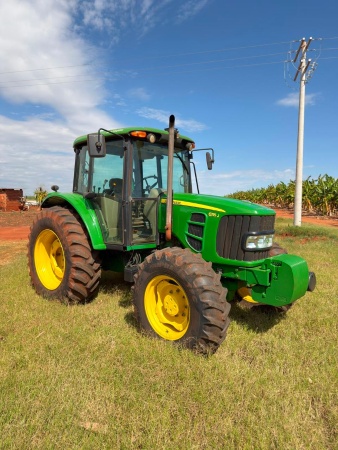 Trator John Deere 6115J ano 2022 - 6115J - Máquinas Agrícolas