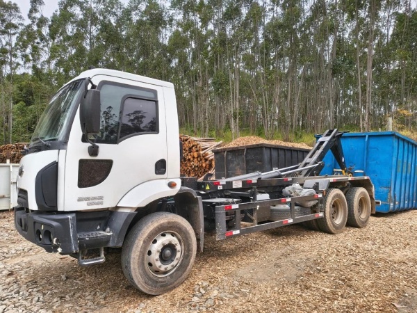 Caminhão Ford CARGO 2622 ano 2011 - CARGO 2622 - Caminhões e Carretas
