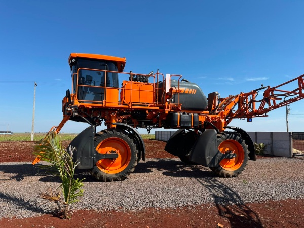 Pulverizador Autopropelido Jacto Uniport 2030 ano 2022 - Uniport 2030 - Máquinas Agrícolas