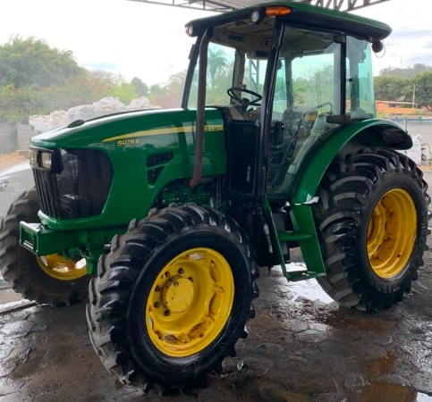 Trator John Deere 5078 E ano 2019