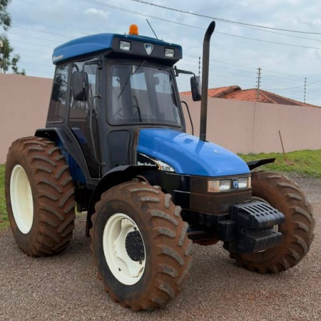 Trator New Holland tl 85 ano 2004 - tl 85 - Máquinas Agrícolas