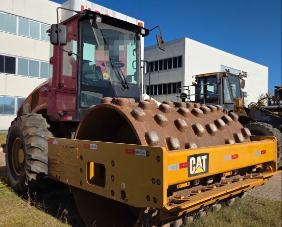 Rolo Compactador Caterpillar CS54B ano 2021 - CS54B - Pavimentação e Infraestrutura
