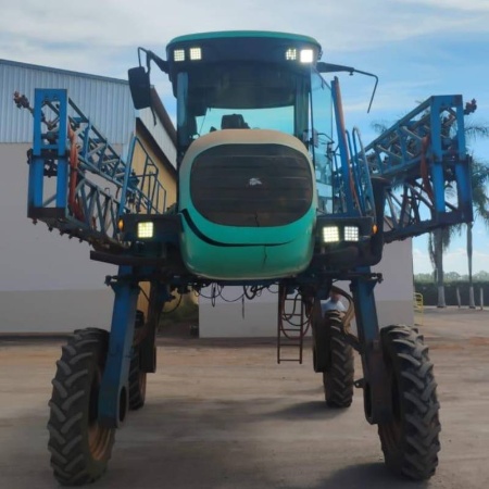 Pulverizador Autopropelido Montana Parruda MA3027 ano 2010
