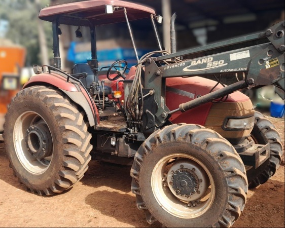 Trator Case Farmall 95 ano 2012