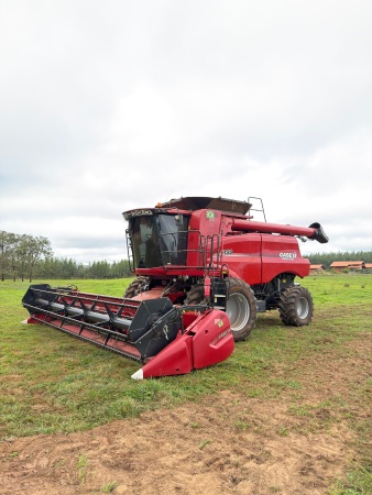 Colheitadeira Case 5150 ano 2022 - 5150 - Máquinas Agrícolas