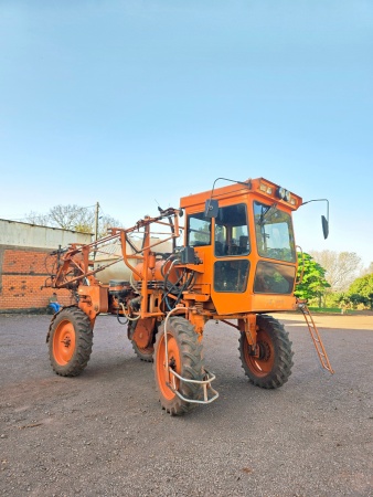 Pulverizador Autopropelido Jacto UNIPORT 2000 ano 1999 - UNIPORT 2000 - Máquinas Agrícolas