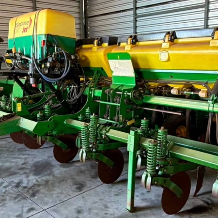 Plantadeira John Deere 1113 ano 2015