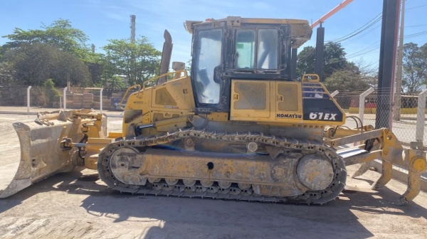 Trator de Esteira Komatsu D61-EX ano 2021 - D61-EX - Máquinas de Linha Amarela