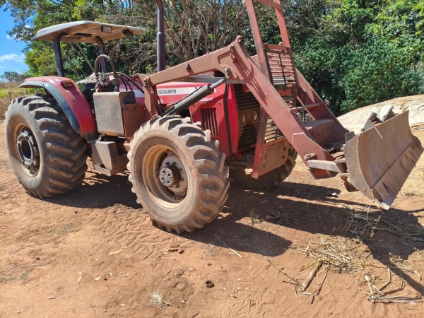 Trator Massey Ferguson 299 4x4 Advanced ano 2007 - 299 4x4 Advanced - Máquinas Agrícolas