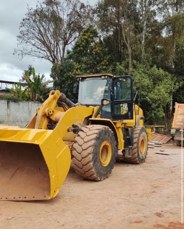Pá Carregadeira Caterpillar 966 ano 2022