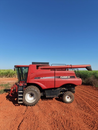Colheitadeira Case Axial-Flow 4130 ano 2017 - AXIAL-FLOW 4130 - Máquinas Agrícolas