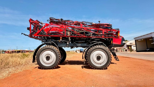Pulverizador Autopropelido Case Patriot 350 ano 2023 - Patriot 350 - Máquinas Agrícolas
