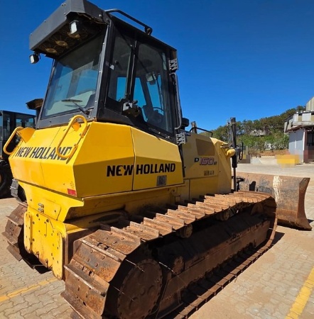 Trator de Esteira New Holland D150 ano 2022