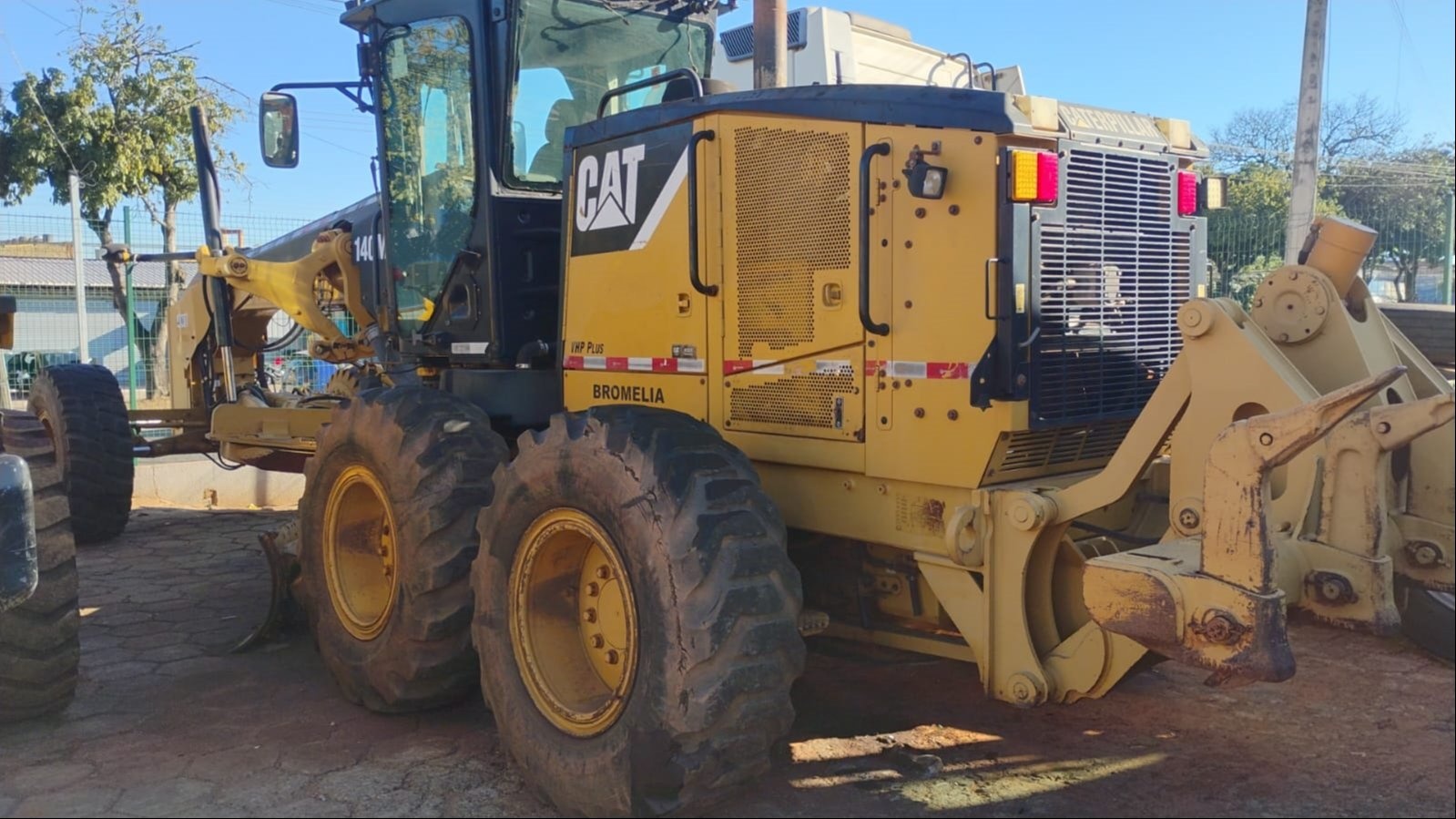 Motoniveladora Caterpillar 140M ano 2013