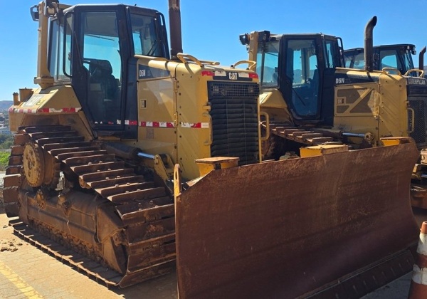 Trator de Esteira Caterpillar D6N XL ano 2015 - D6N XL - Máquinas de Linha Amarela