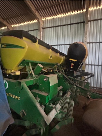 Plantadeira John Deere 1109 ano 2021