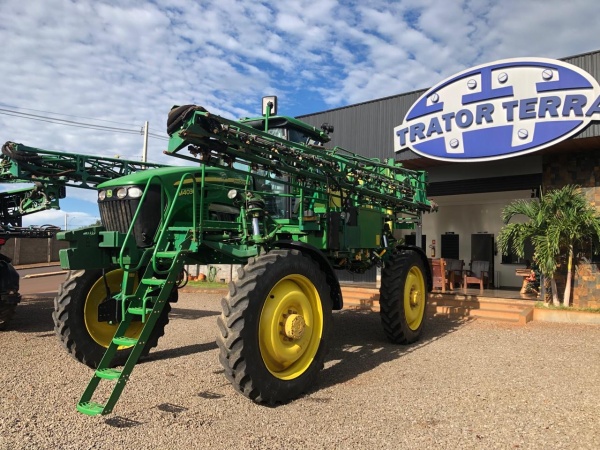 Pulverizador Autopropelido John Deere M4030 ano 2020