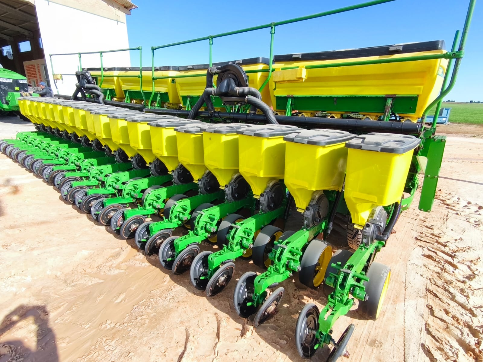 Plantadeira John Deere 1109 ano 2016