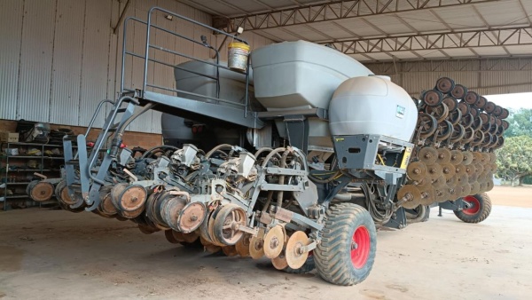 Plantadeira Fendt MOMENTUM 40F ano 2020