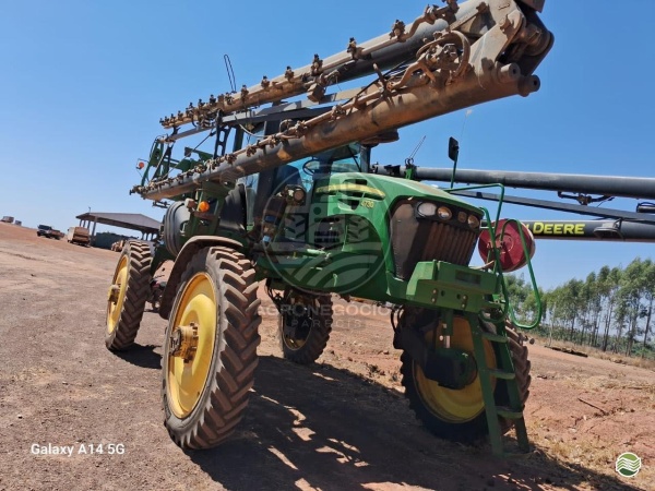 Pulverizador Autopropelido John Deere 4730 ano 2015 - 4730 - Máquinas Agrícolas