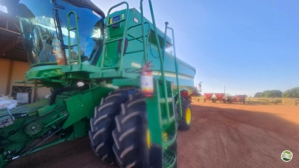Colheitadeira John Deere S550 ano 2015 - S550 - Máquinas Agrícolas