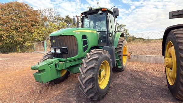 Trator John Deere 6180 ano 2013 - 6180 - Máquinas Agrícolas