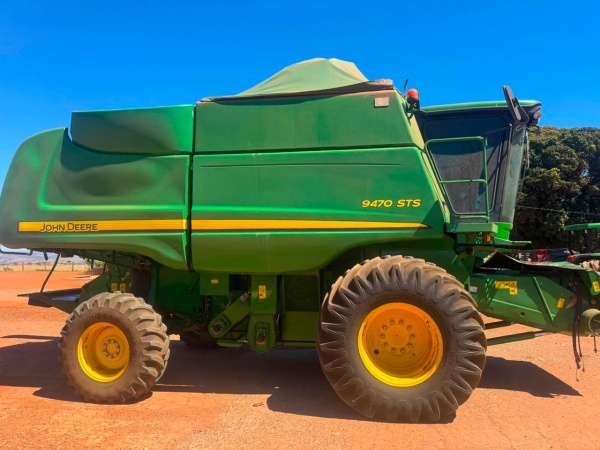 Colheitadeira John Deere 9470 STS ano 2013 - 9470 STS - Máquinas Agrícolas