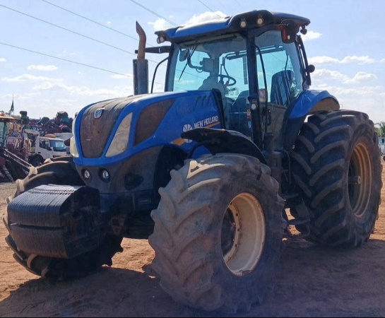 Trator New Holland T7.240 ano 2021 - T7.240 - Máquinas Agrícolas