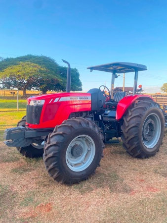 Trator Massey Ferguson MF 4409 ano 2023 - MF 4409 - Máquinas Agrícolas