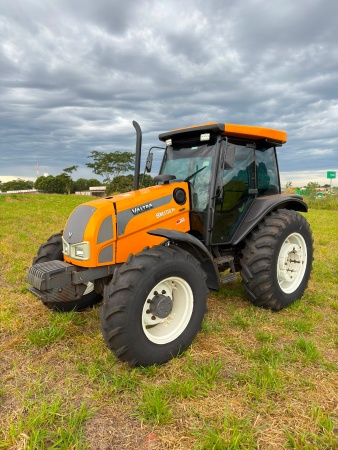 Trator Valtra BM 100 ano 2018 - BM 100 - Máquinas Agrícolas