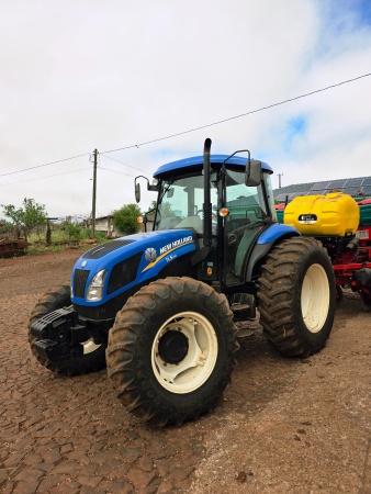 Trator New Holland TL 5.100 ano 2022