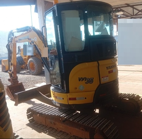 Mini Escavadeira Yanmar VIO 35 ano 2022